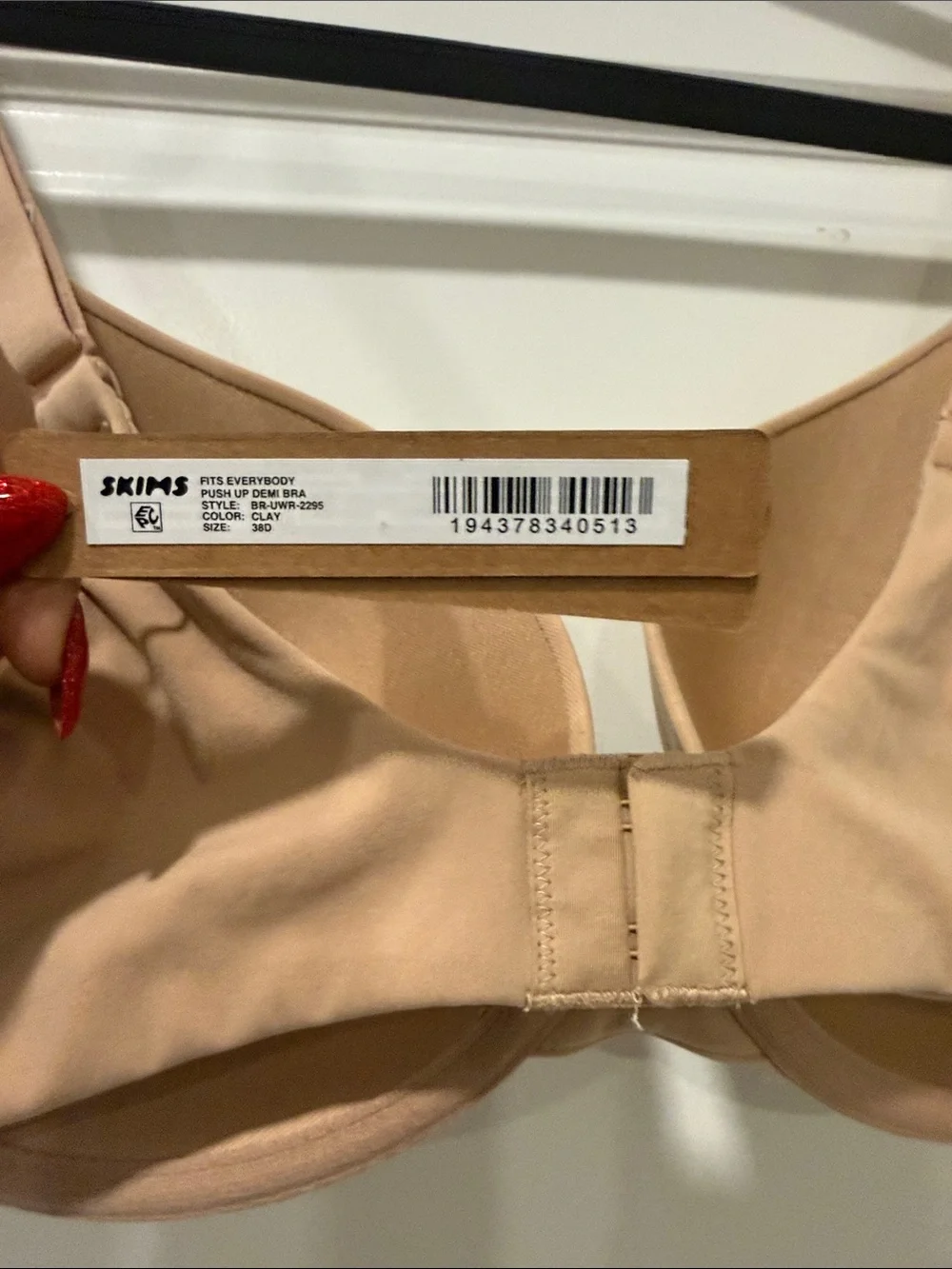 SKIMS Fits Everybody Push Up Demi Bra in Clay Size 38D NWT